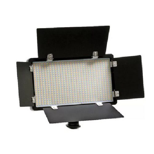 نقد و بررسی نور ثابت پروفشنال Professional U800+ LED Light