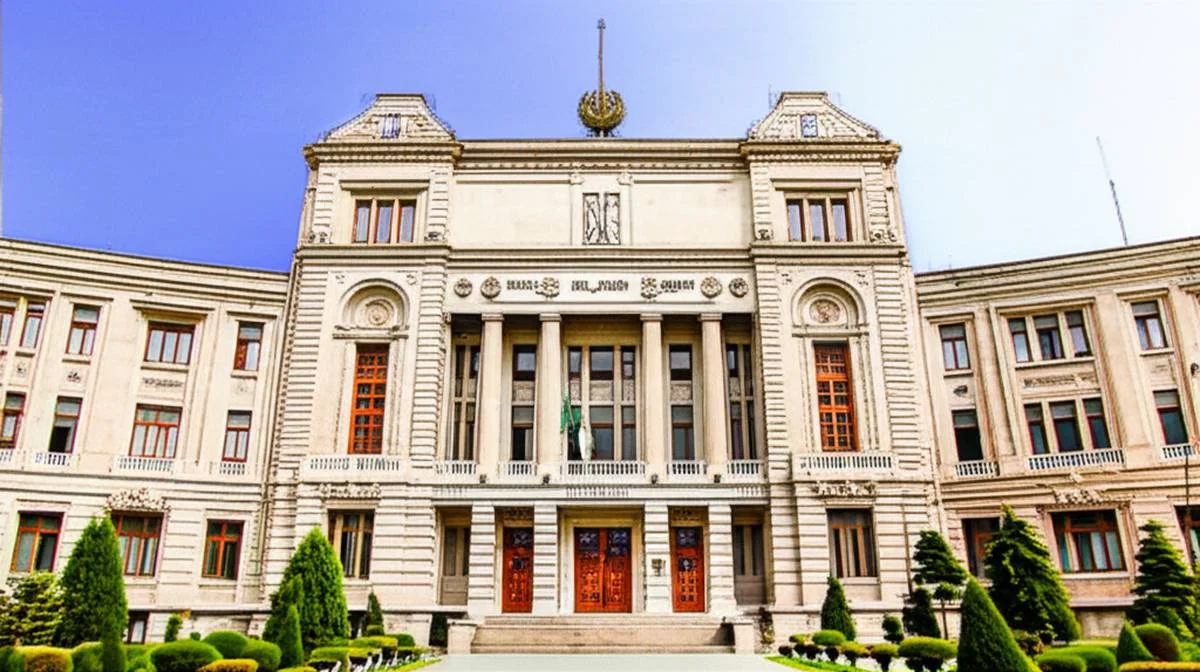 کاخ دادگستری تهران و دیوان عالی کشور: راهنمای جامع