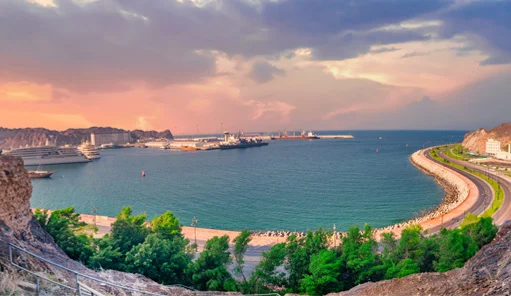 آب و هوای چالش&zwnj;برانگیز: تابستان&zwnj;های طاقت&zwnj;فرسا عمان
