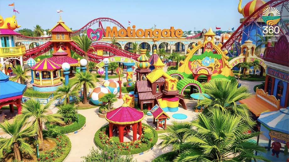 اسکی | رستوران پارک موشن گیت دبی که یک مکان گردشگری محبوب و ویژه برای علاقمندان فیلم و هنر میباشد